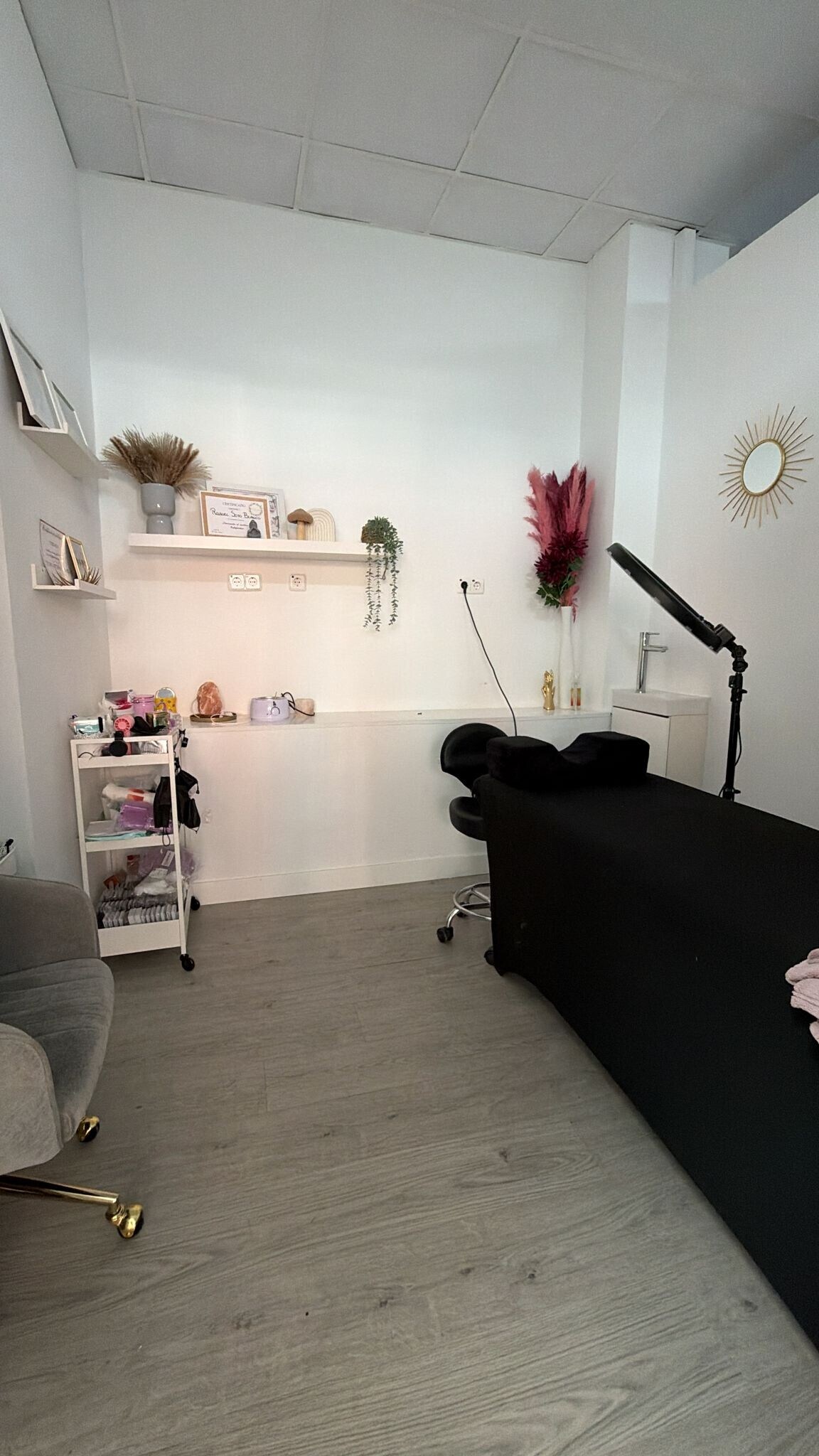 Retail in Alcalá de Henares, Madrid for lease Interior Photo- Image 1 of 3