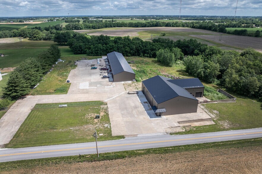 5101 Kochs Ln, Quincy, IL à louer - Photo du bâtiment - Image 2 de 35