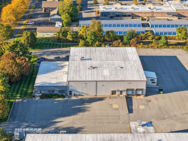 Plus de détails pour 8 Glens Falls Tech Park, Glens Falls, NY - Industriel à louer
