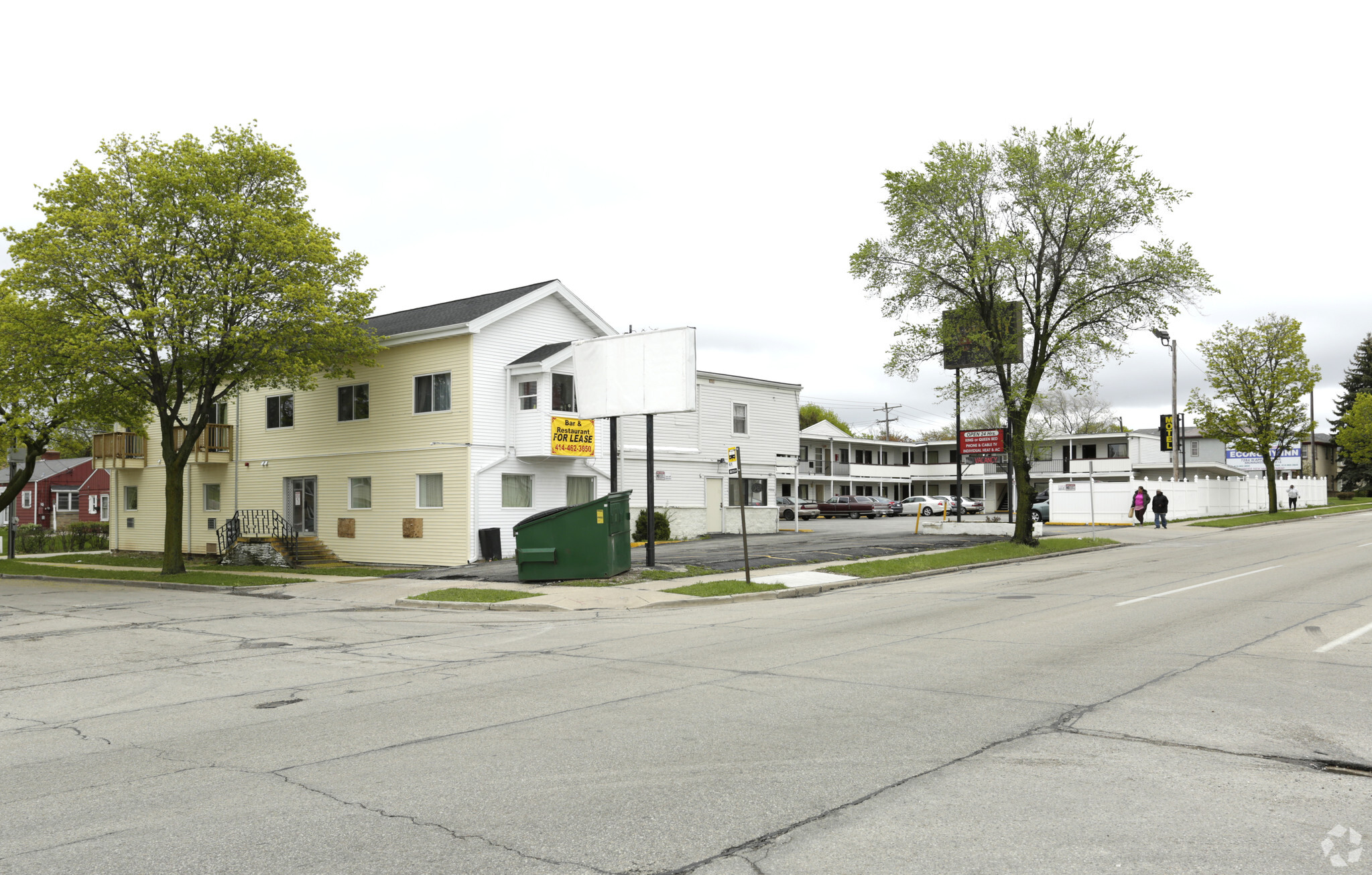 7284 W Appleton Ave, Milwaukee, WI for sale Primary Photo- Image 1 of 1