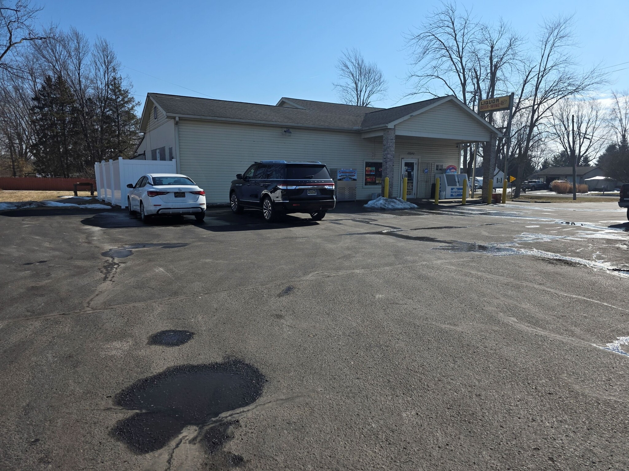 12240 S Dixie, La Salle, MI à vendre Photo principale- Image 1 de 38