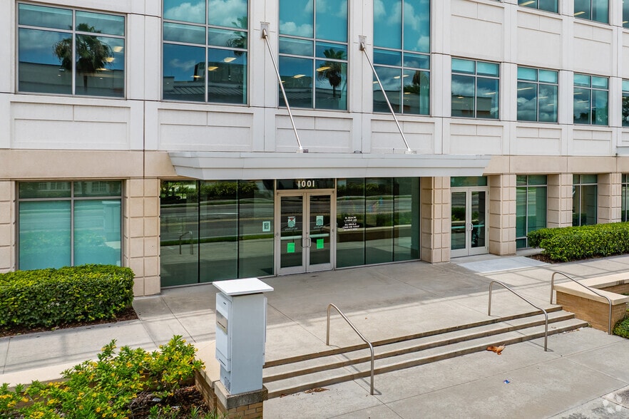 1001 E Palm Ave, Tampa, FL for lease - Building Photo - Image 2 of 5