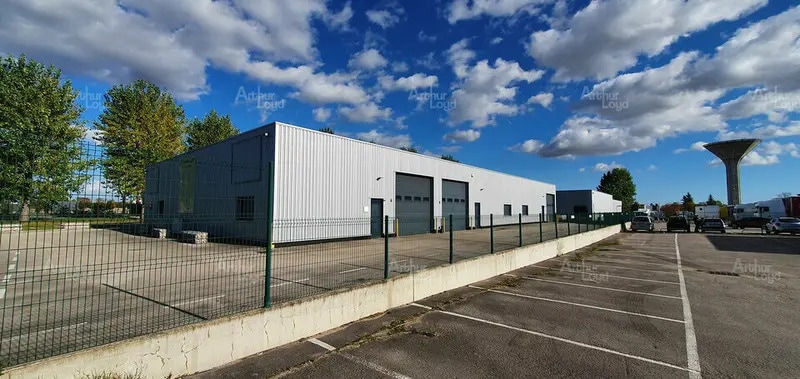 4 Rue Du Port, Longvic for lease - Building Photo - Image 2 of 7