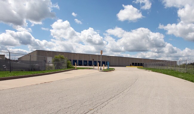 Plus de détails pour 910 E 169th St, Westfield, IN - Industriel à louer