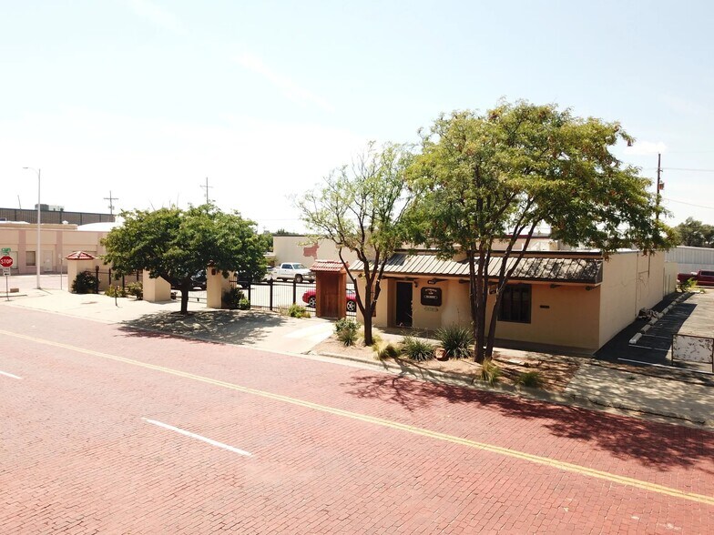 612 S Van Buren St, Amarillo, TX à vendre - Photo du bâtiment - Image 2 de 12
