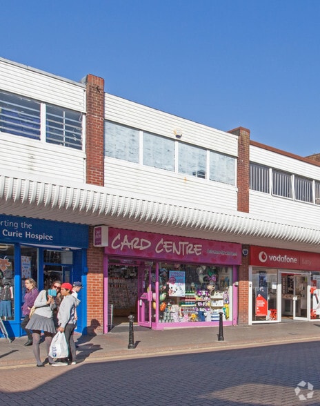 129 Holton Rd, Barry à louer - Photo du bâtiment - Image 3 de 6