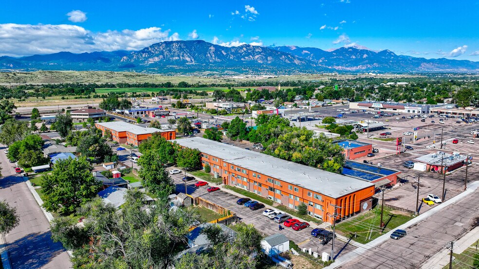 568 Marquette Dr, Colorado Springs, CO à vendre - Aérien - Image 2 de 7