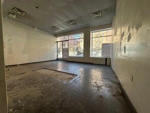 2114 Frederick Douglass Blvd, New York, NY à louer Photo intérieure- Image 2 de 7