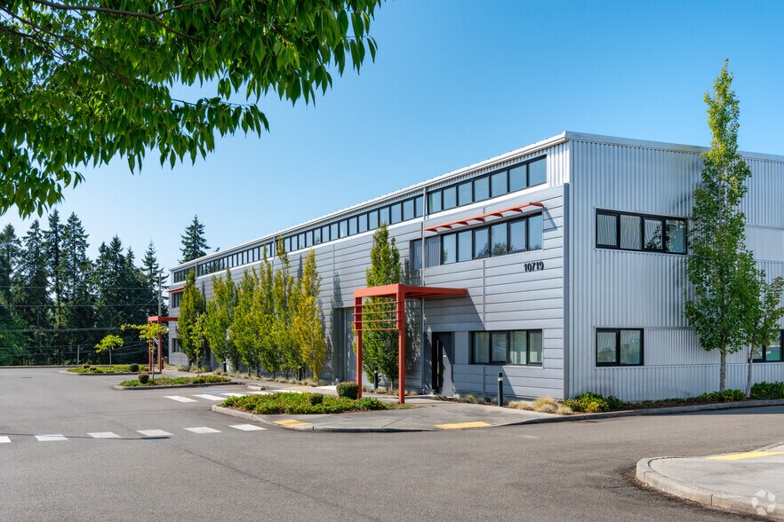 10719 Bernie Webber Dr, Everett, WA à louer - Photo du bâtiment - Image 3 de 4