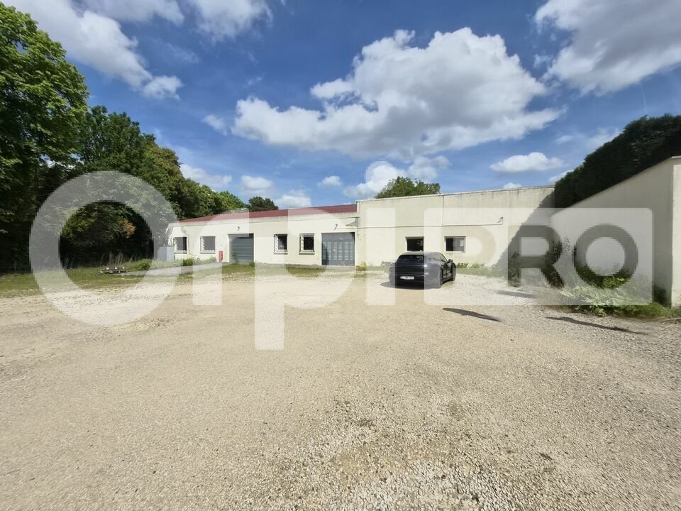 Flex in Tinqueux for lease Building Photo- Image 1 of 10