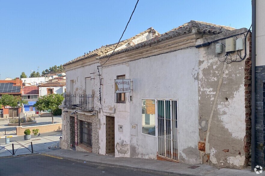 Calle Cuesta del Resbalón, 1, Esquivias, Toledo à vendre - Photo du bâtiment - Image 2 de 2