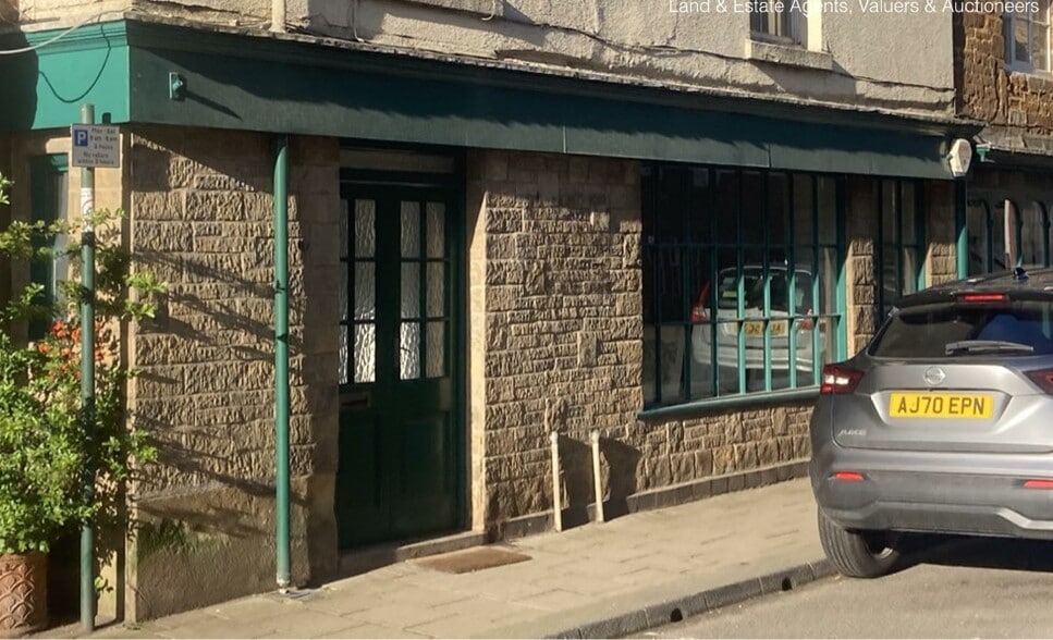 9 High St W, Oakham for lease - Building Photo - Image 1 of 1