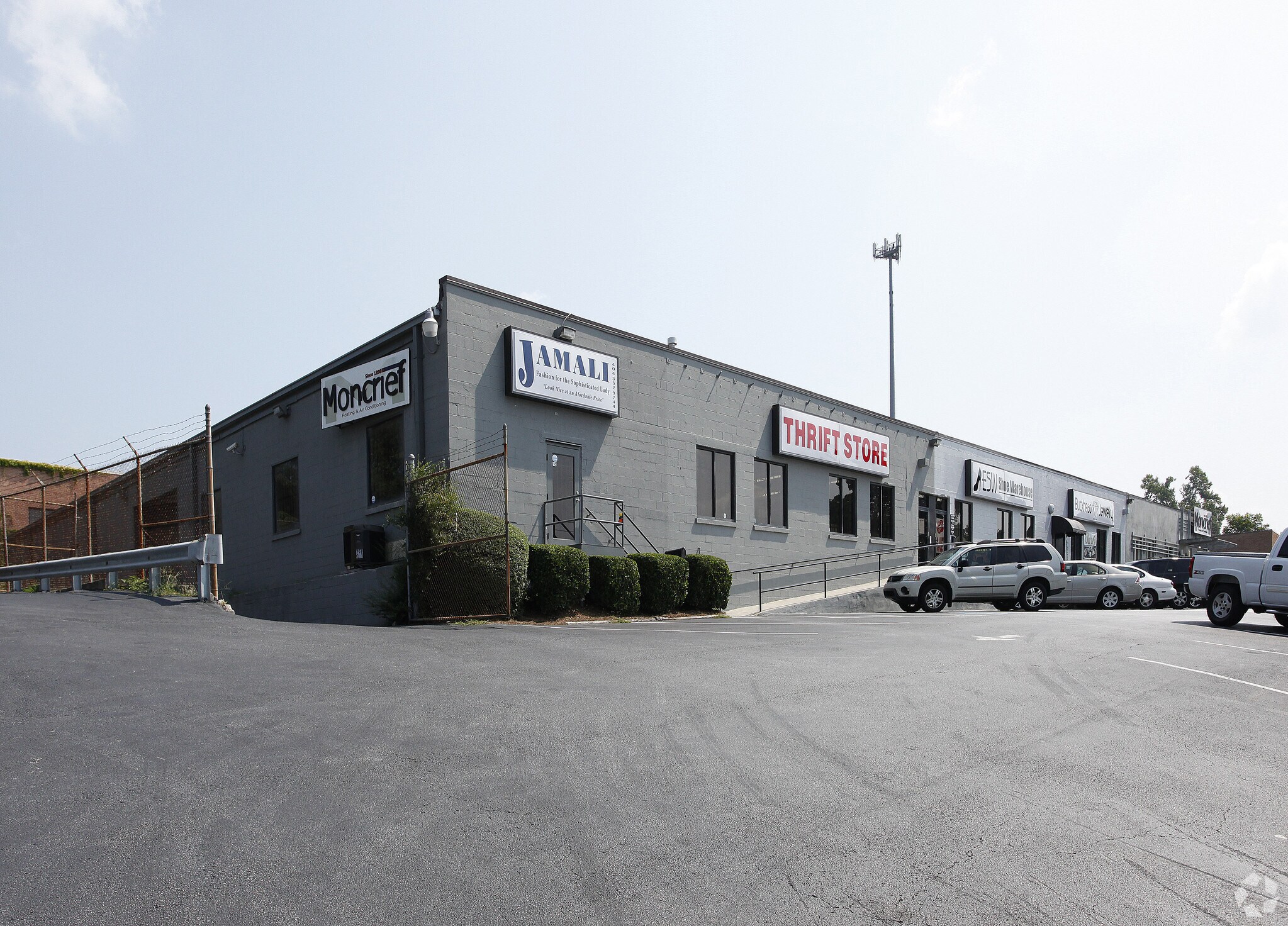 935 Chattahoochee Ave NW, Atlanta, GA for sale Building Photo- Image 1 of 6