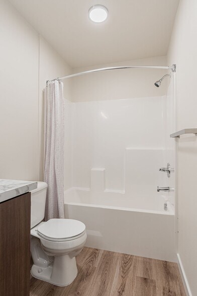 500-512 32nd St, Bellingham, WA à vendre - Photo du bâtiment - Image 2 de 14