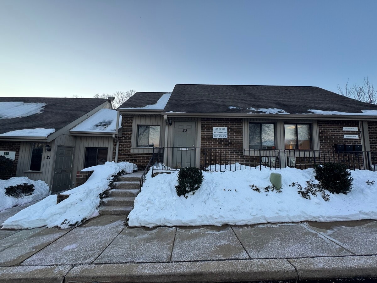 2601 Annand Dr, Wilmington, DE 19808 - Unit 20 -  - Interior Photo - Image 1 of 1