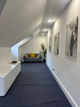 9 Park Sq E, Leeds for lease Interior Photo- Image 2 of 8