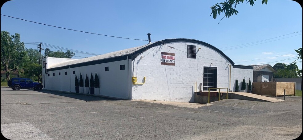 101 Old Hendersonville Hwy, Brevard, NC for sale - Building Photo - Image 2 of 4