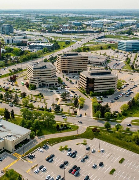 6755 Mississauga Rd, Mississauga, ON for lease - Building Photo - Image 3 of 6