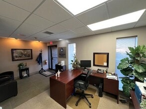 521 Devonshire Ln, Crystal Lake, IL à louer Photo intérieure- Image 2 de 9