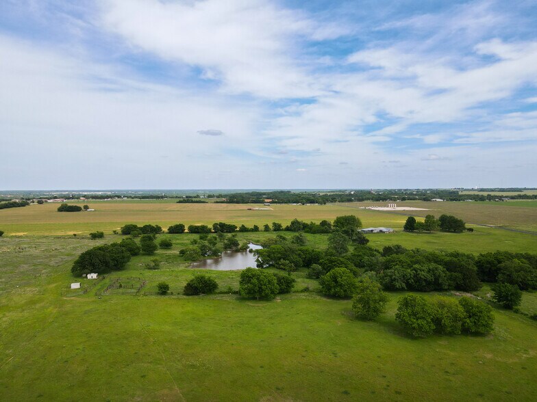Ladd Ave rd, Purcell, OK à vendre - Photo du bâtiment - Image 3 de 11