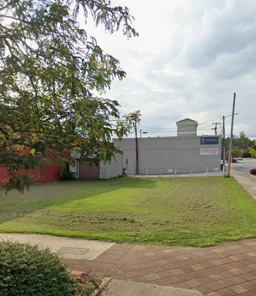0 E Union St, Morganton, NC à louer - Photo du bâtiment - Image 2 de 10