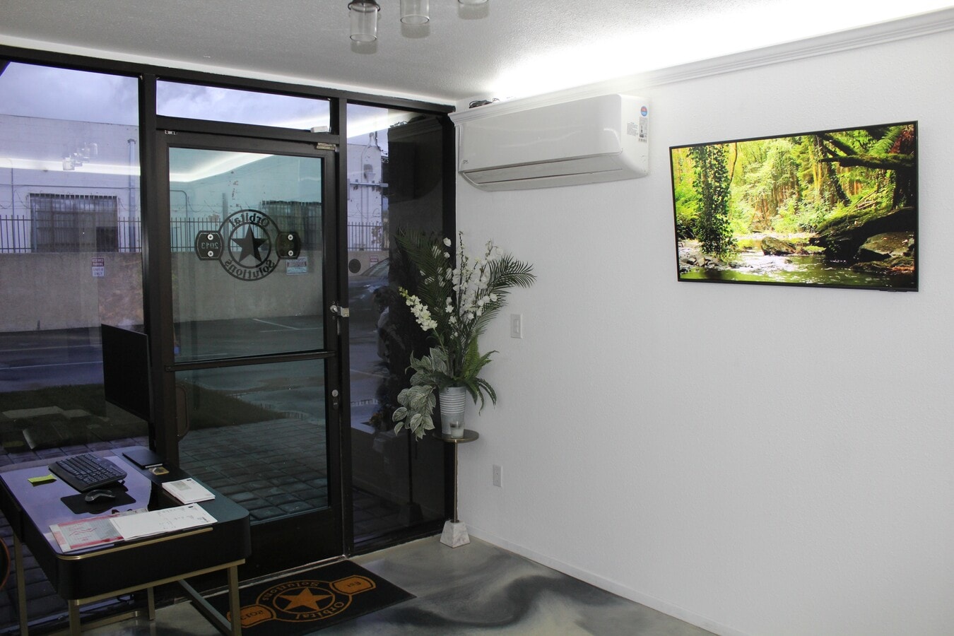 11693 Sheldon St, Sun Valley, CA 91352 - Unit 7 -  - Interior Photo - Image 1 of 9