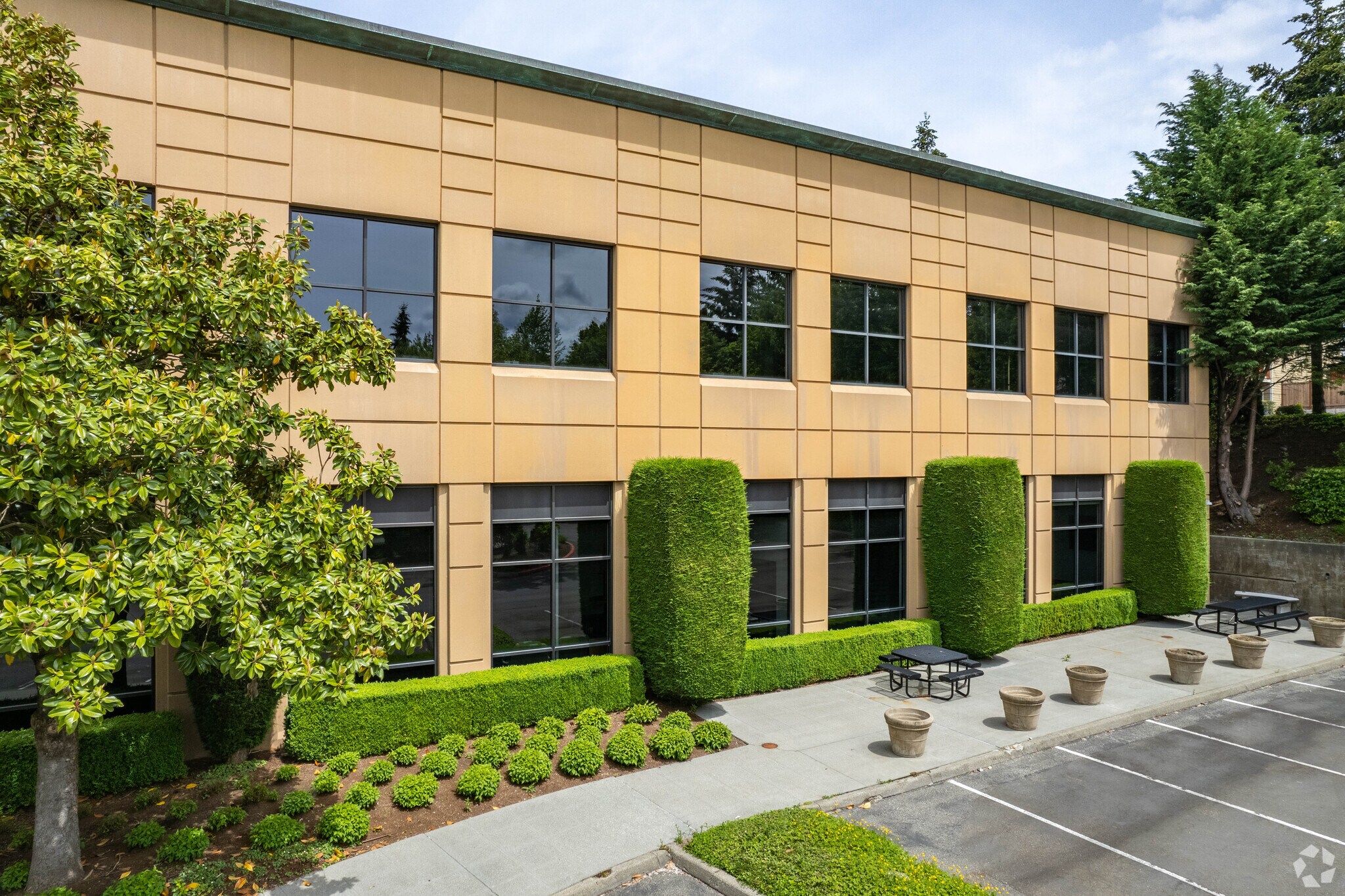 3855 Monte Villa Pky, Bothell, WA à louer Photo du bâtiment- Image 1 de 11