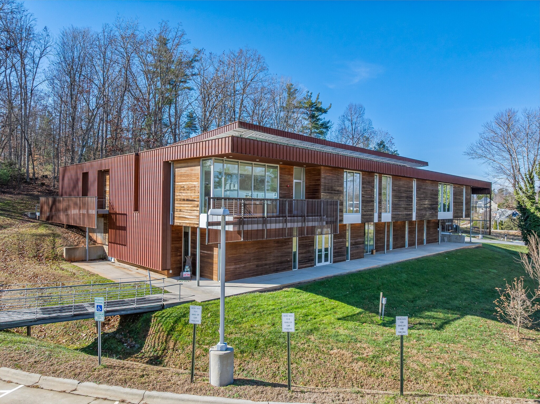 76 Jupiter Rd, Weaverville, NC for sale Primary Photo- Image 1 of 80