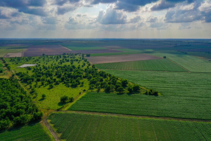 000 Koym Road, Beasley, TX for sale - Building Photo - Image 3 of 20