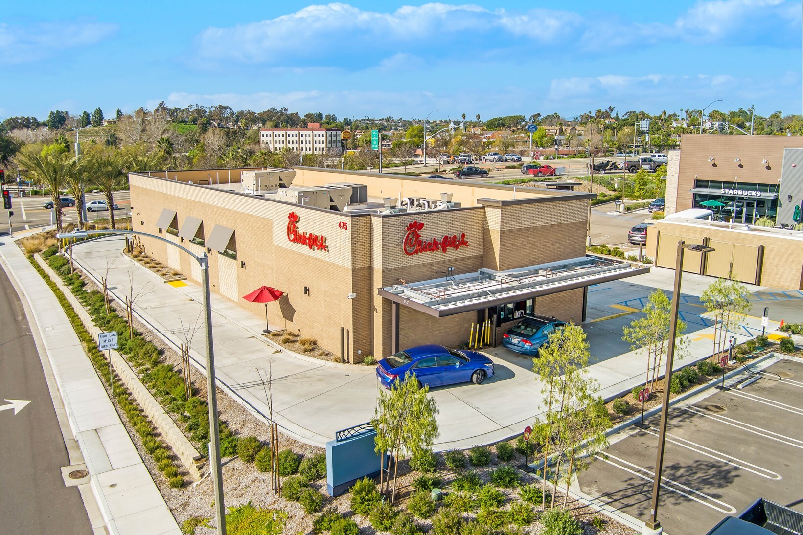 475 Hacienda Dr, Vista, CA for sale Primary Photo- Image 1 of 3