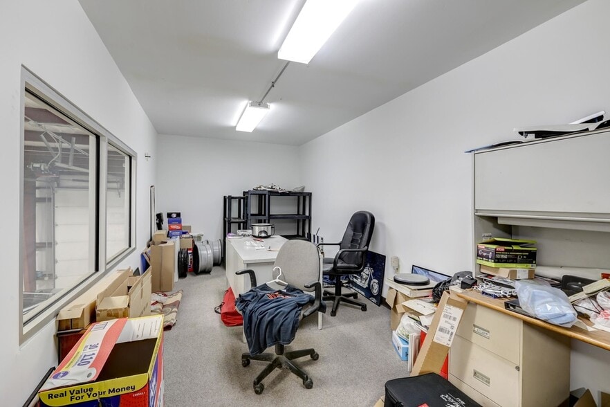 3612 W Bloomington Rd, Champaign, IL for sale - Building Photo - Image 2 of 38