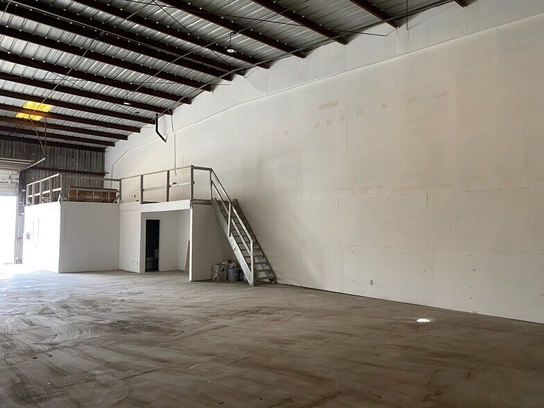 615-629 Leago St, Houston, TX à louer - Photo du bâtiment - Image 1 de 11