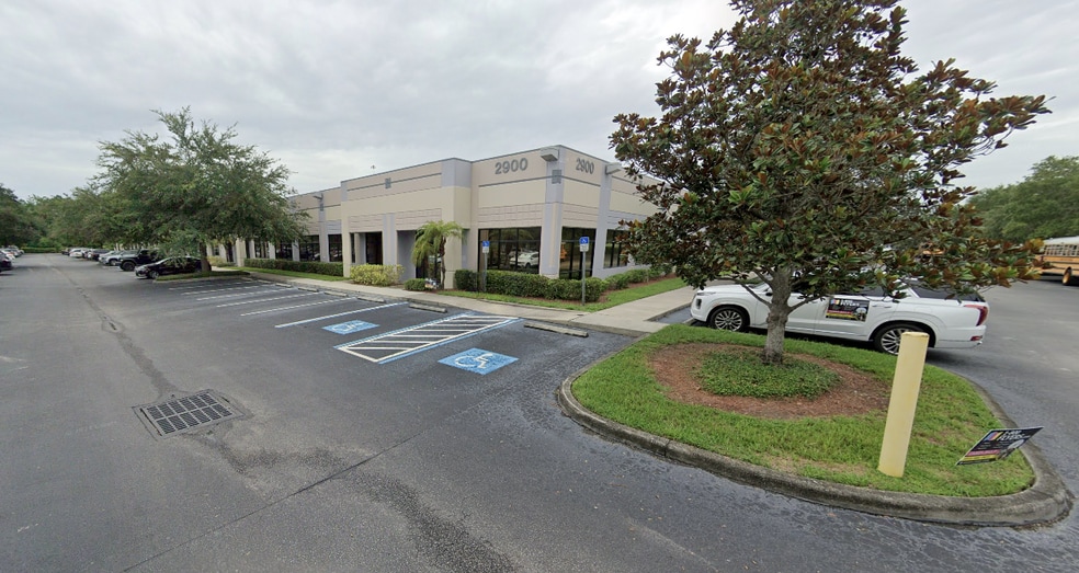 2900-2928 S Falkenburg Rd, Riverview, FL à louer - Photo du bâtiment - Image 3 de 10