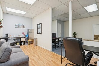 8-10 S 3rd St, Oxford, PA for lease Interior Photo- Image 1 of 2