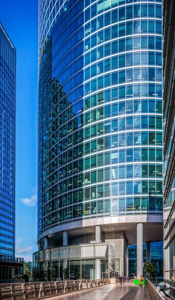 1 Passerelle Des Reflets, Courbevoie à louer - Photo du bâtiment - Image 3 de 4