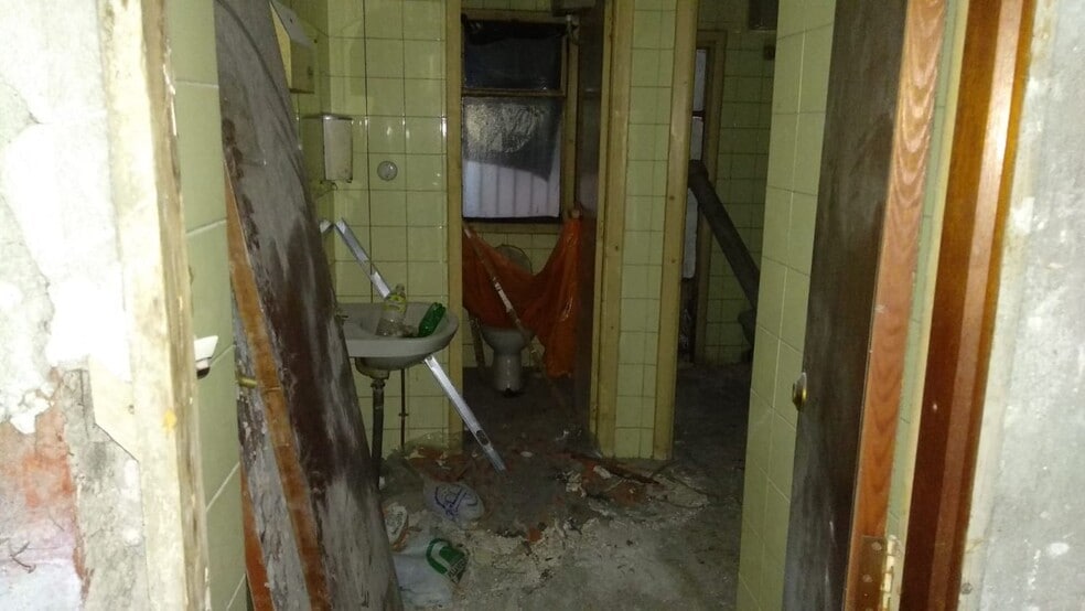 Office in Pontevedra for sale - Building Photo - Image 2 of 20