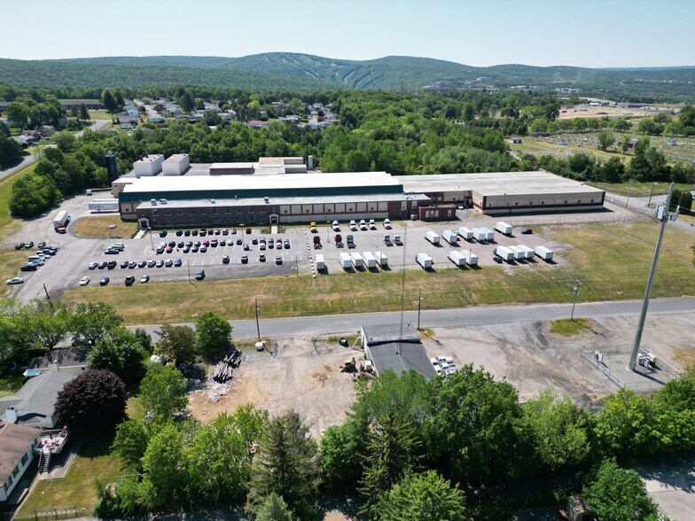 600 Sanders St, Scranton, PA à louer - Photo du bâtiment - Image 2 de 49