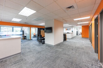 350 Lincoln St, Hingham, MA for lease Interior Photo- Image 2 of 9