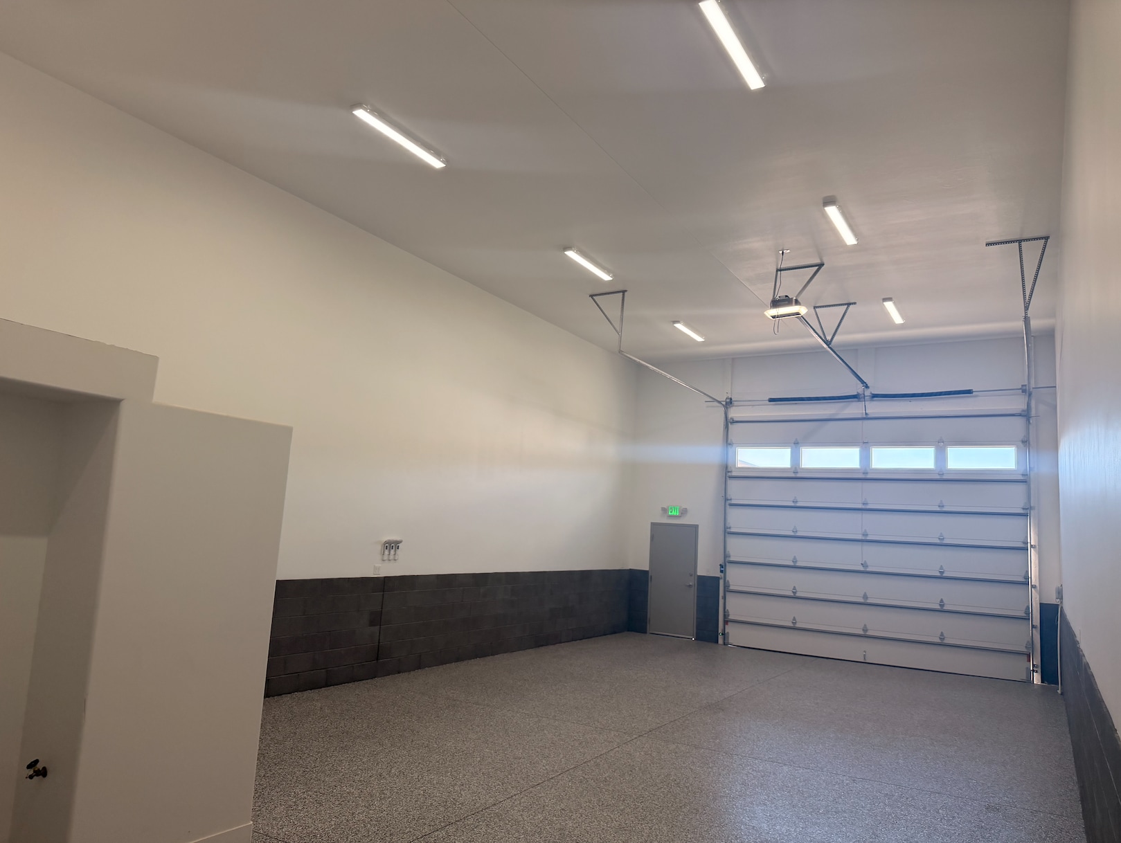 448 Commerce St, Hurricane, UT for lease Interior Photo- Image 1 of 5