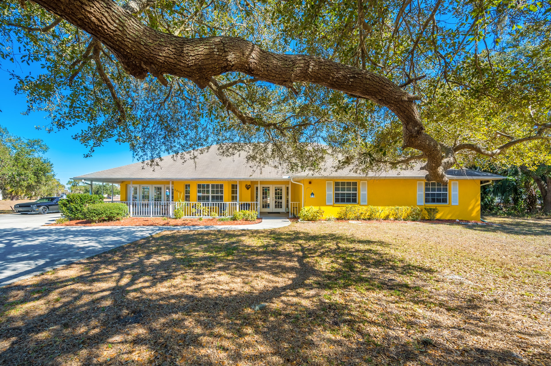 2820 Pan American Blvd, North Port, FL for sale Primary Photo- Image 1 of 61