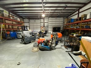 3290 Airline Blvd, Portsmouth, VA for lease Interior Photo- Image 2 of 2