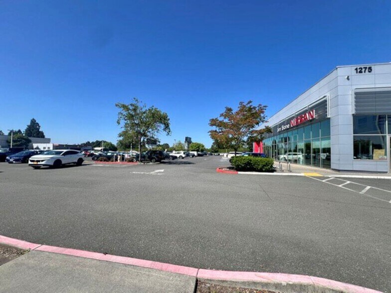 1287 Santa Rosa Ave, Santa Rosa, CA à vendre - Photo du bâtiment - Image 3 de 7