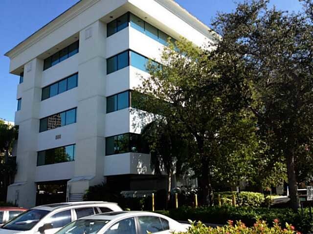 888 SE 3rd Ave, Fort Lauderdale, FL à vendre - Photo du bâtiment - Image 2 de 16