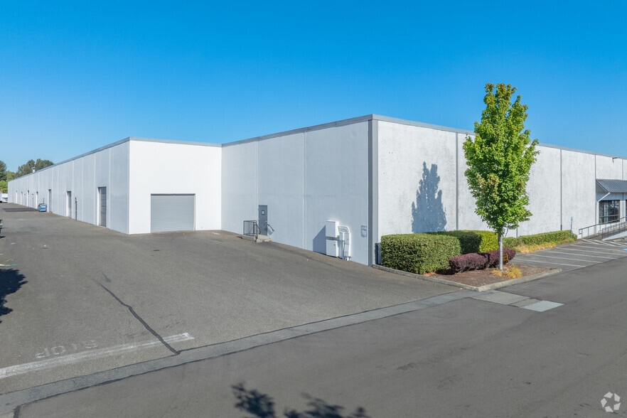 7817 S 210th St, Kent, WA for lease - Building Photo - Image 2 of 35