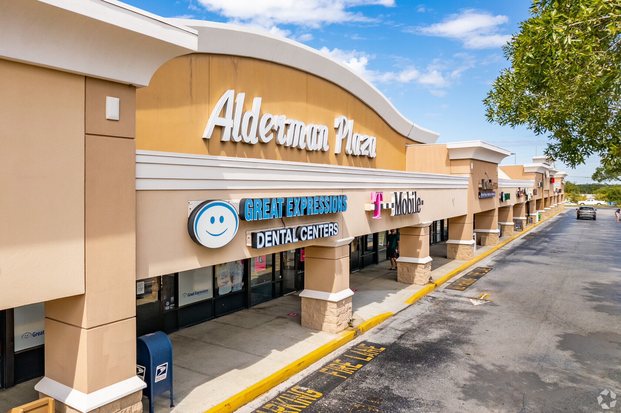 35104 US Highway 19 N, Palm Harbor, FL à louer Photo du bâtiment- Image 1 de 6