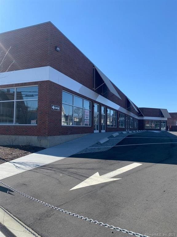 937 State St, Bridgeport, CT for lease Primary Photo- Image 1 of 61