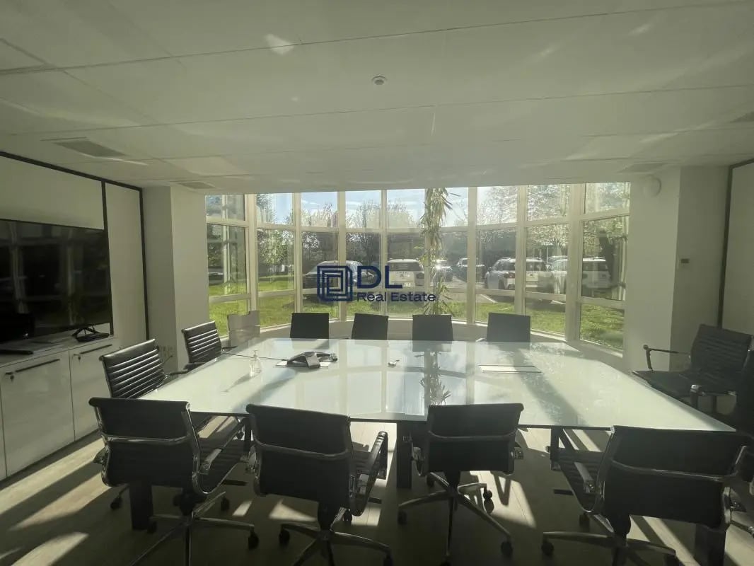 Industriel dans Garges-lès-Gonesse à louer Photo intérieure- Image 1 de 8