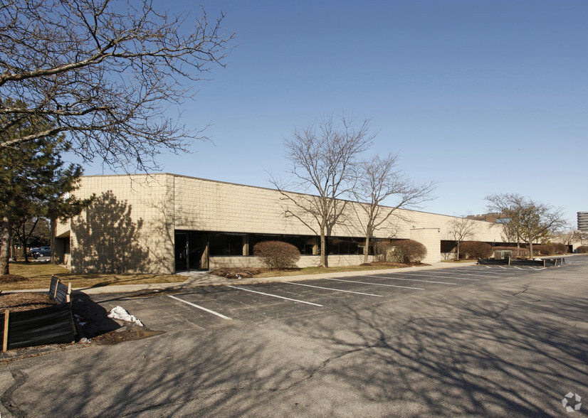 1282 Kirts Blvd, Troy, MI for lease - Building Photo - Image 1 of 12