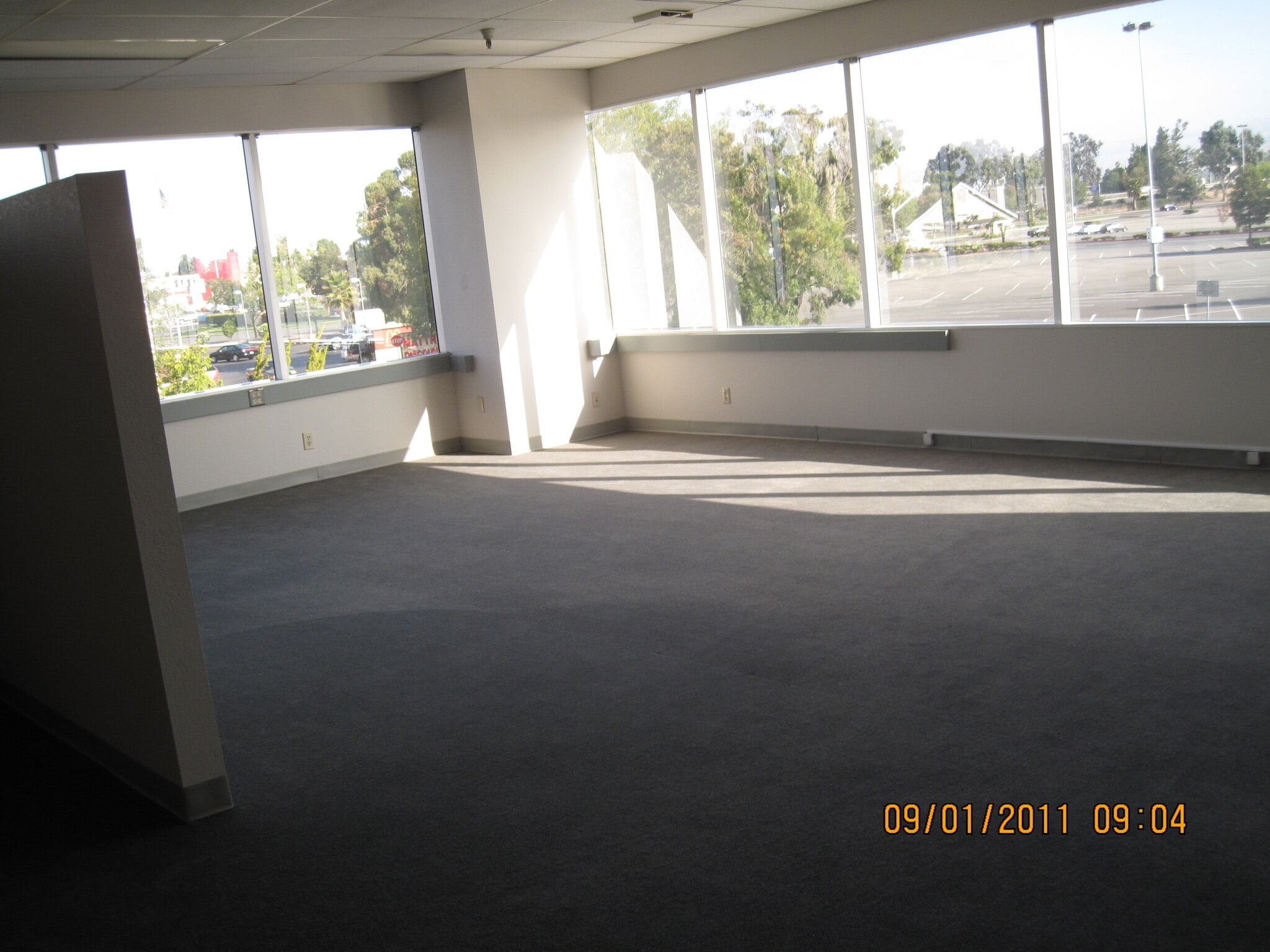 3900 NewPark Mall Rd, Newark, CA à louer Photo intérieure- Image 1 de 3