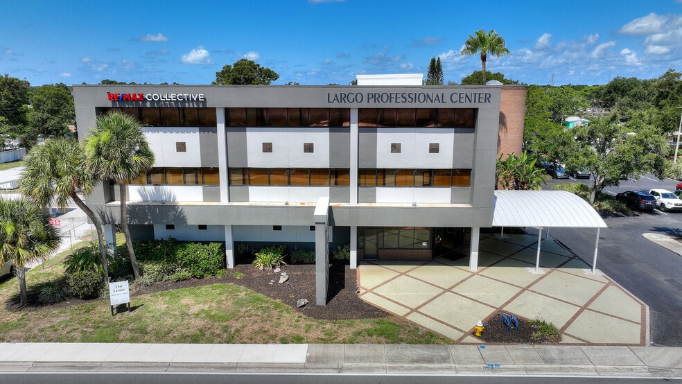 11200 Seminole Blvd, Largo, FL à louer - Photo du bâtiment - Image 2 de 13